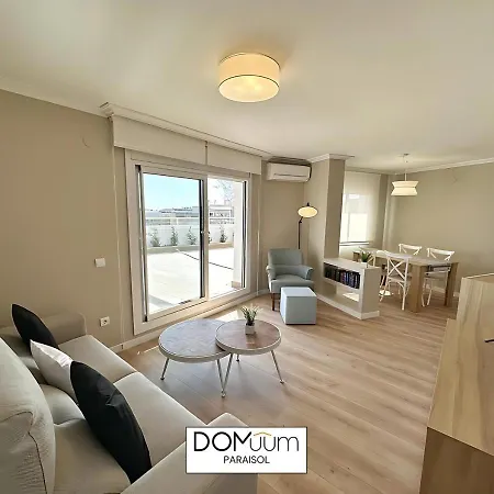 Domuum Holidays - Paraisol Family Apartment *